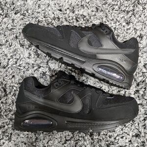 Black Nike Air Max Sneakers